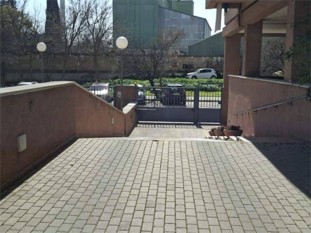 Garaje en Alquiler en Chapín - Campus Universitario - Navinco