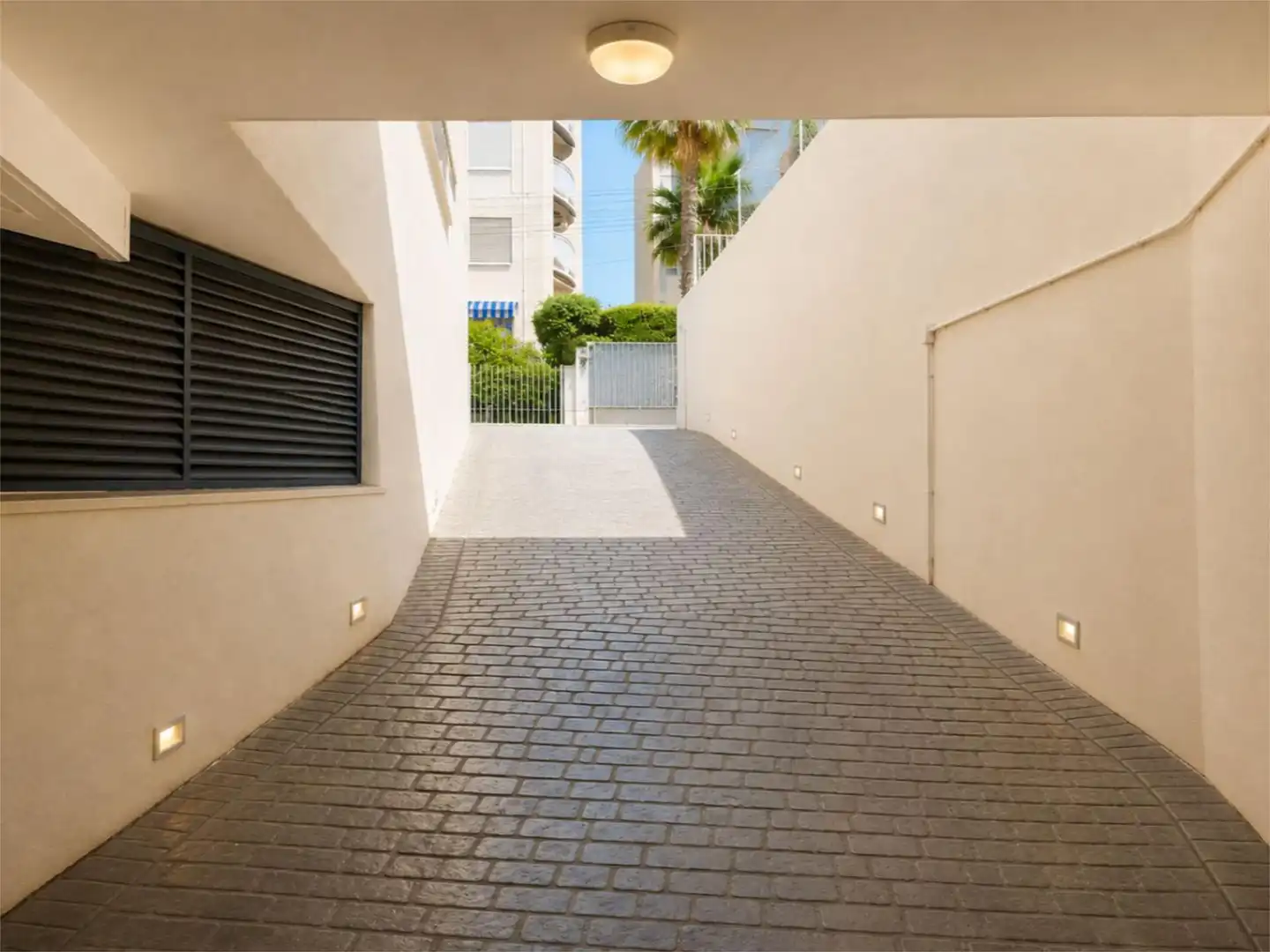 Piso en venta en Calle Marcelina, 63, Nueva Torrevieja Vista exterior de Piso en venta en Torrevieja con Aire acondicionado, Terraza y Piscina