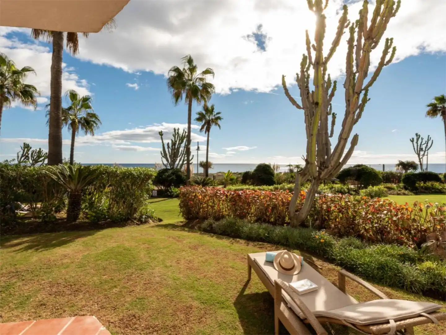 Garden of Flat for rent in Estepona  with Air Conditioner, Heating and Private garden