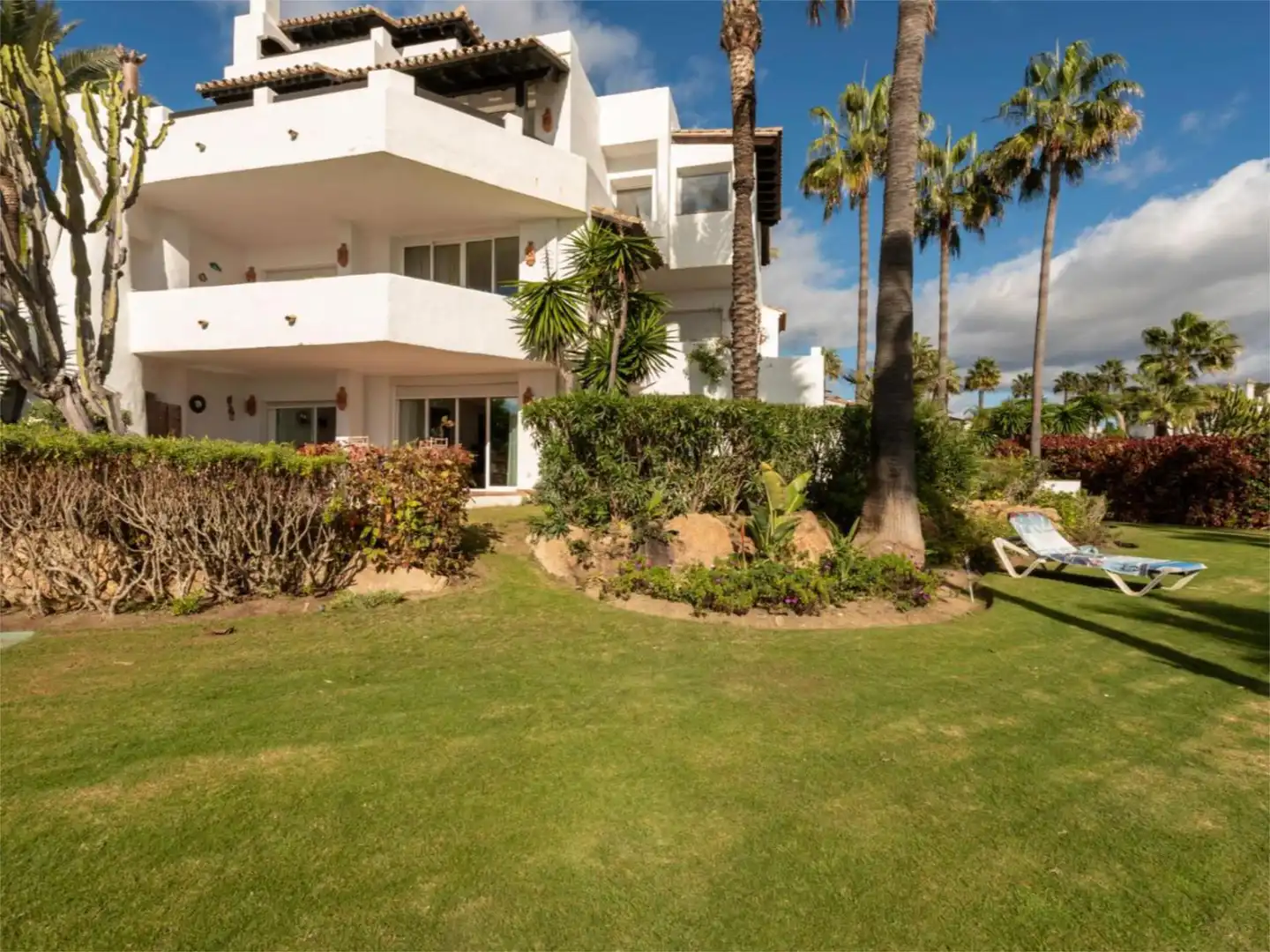 Garden of Flat for rent in Estepona  with Air Conditioner, Heating and Private garden