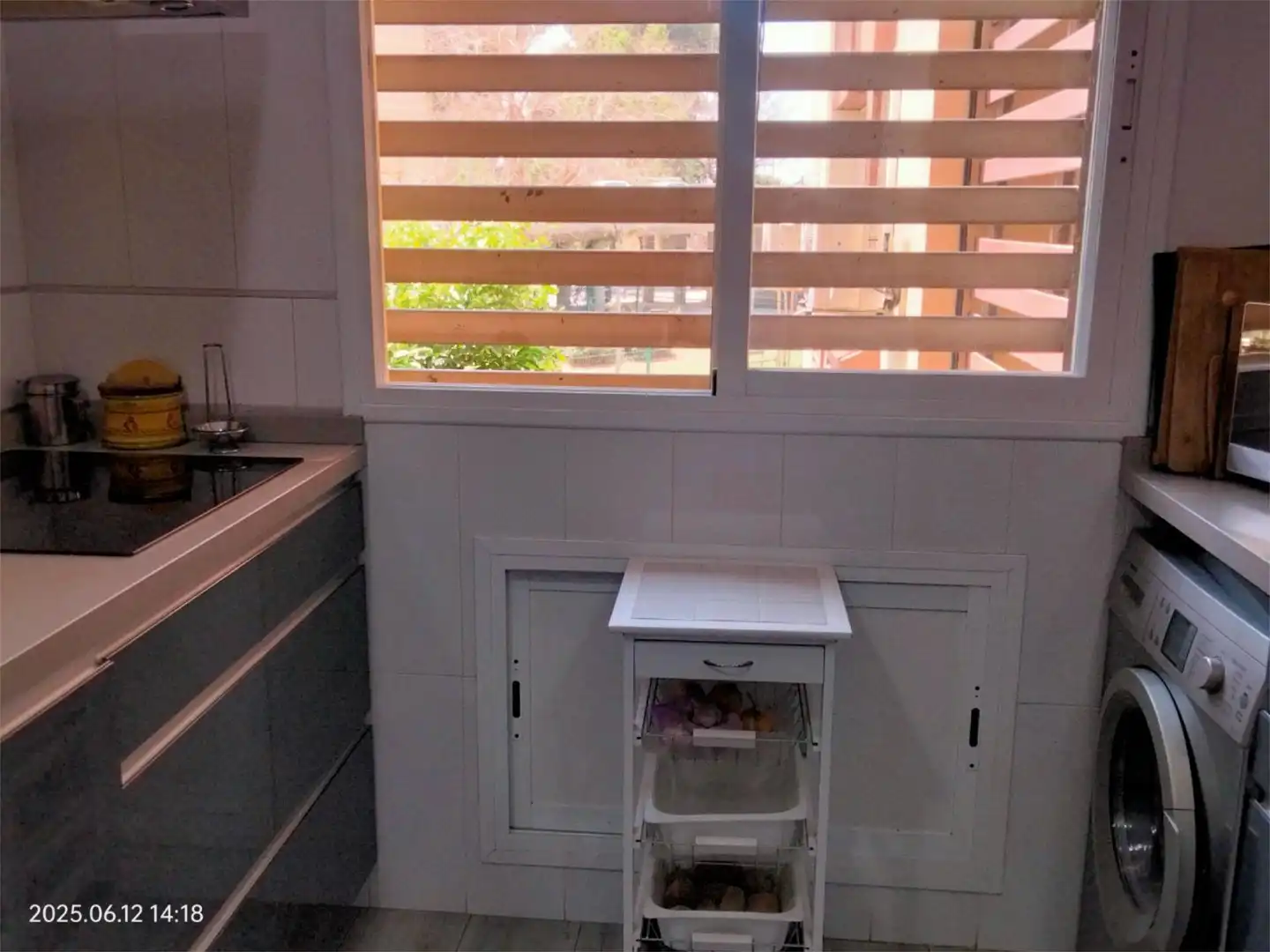 Flat for sale in Calle Toledo, 1, Triana Oeste Kitchen of Flat for sale in Sevilla with Air Conditioner, Heating and Terrace