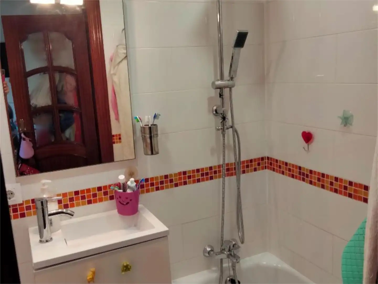Flat for sale in Calle Toledo, 1, Triana Oeste Bathroom of Flat for sale in Sevilla with Air Conditioner, Heating and Terrace