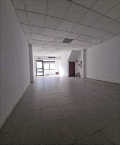 Local comercial en Alquiler en La Estación