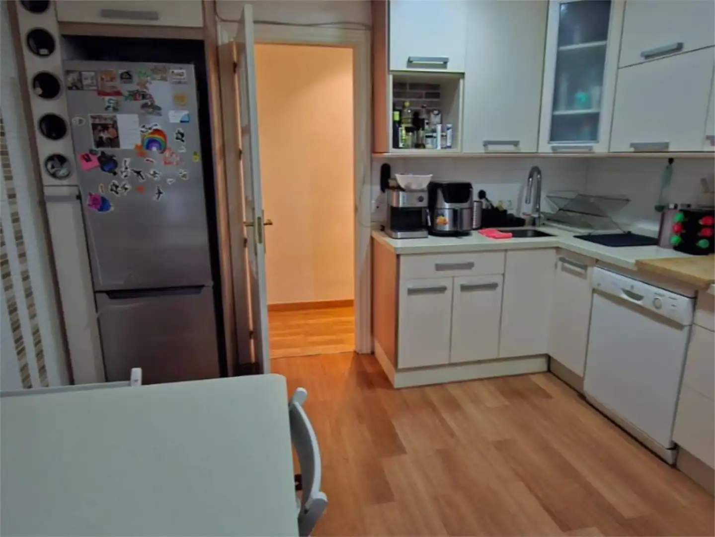 Wohnung zum Verkauf in Calle Santa Bárbara, 18, Centro - Sagrario Küche von Wohnung zum Verkauf in Granada Capital mit Klimaanlage