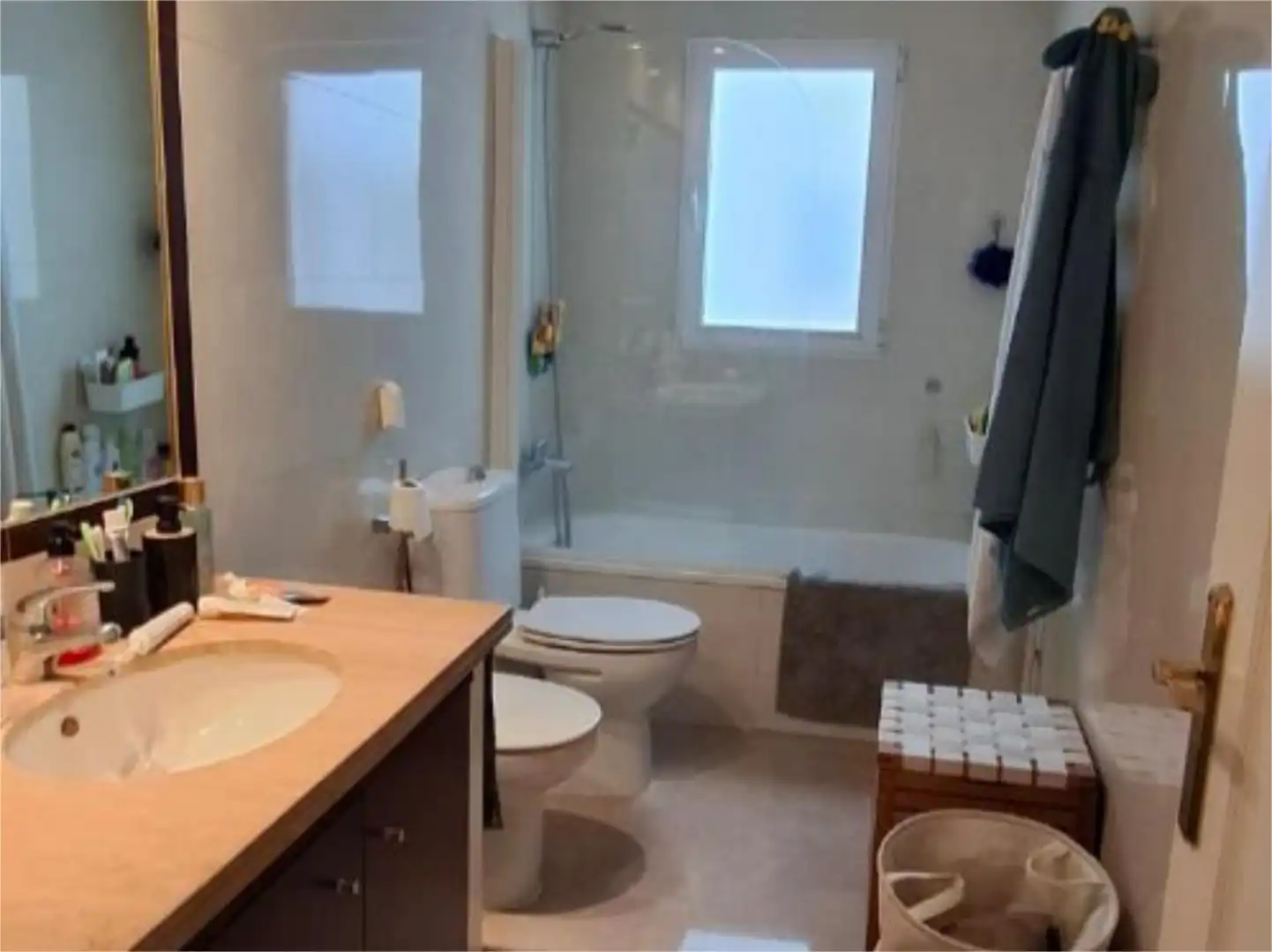 Wohnung zum Verkauf in Calle Santa Bárbara, 18, Centro - Sagrario Badezimmer von Wohnung zum Verkauf in Granada Capital mit Klimaanlage