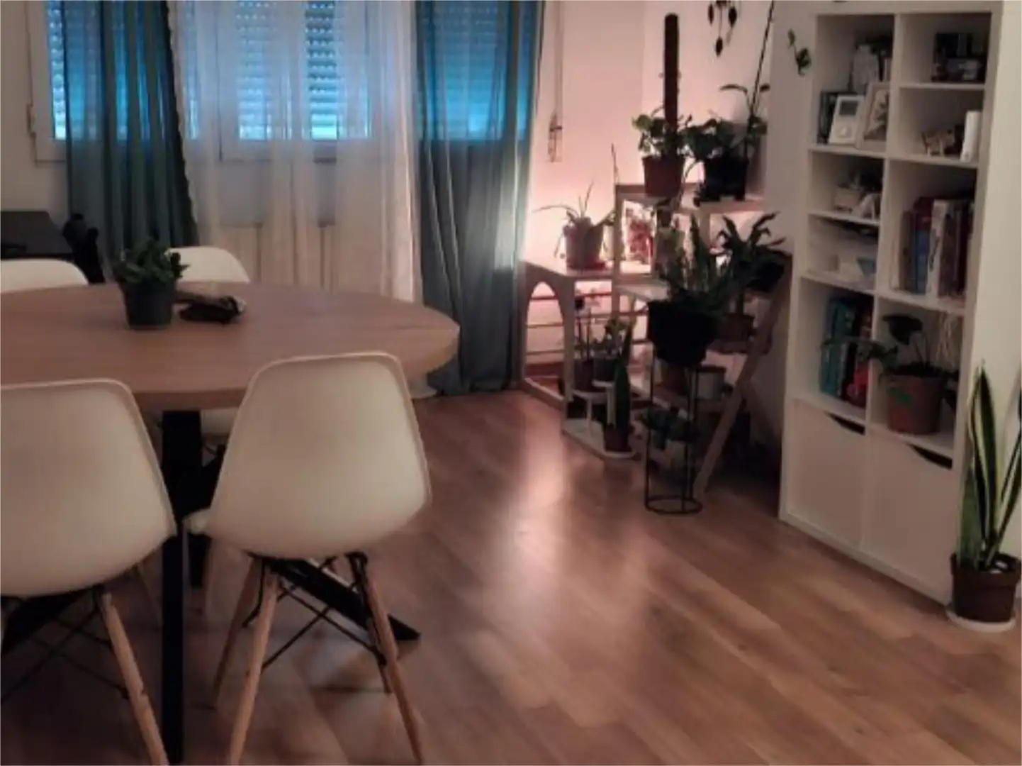 Wohnung zum Verkauf in Calle Santa Bárbara, 18, Centro - Sagrario Esszimmer von Wohnung zum Verkauf in Granada Capital mit Klimaanlage