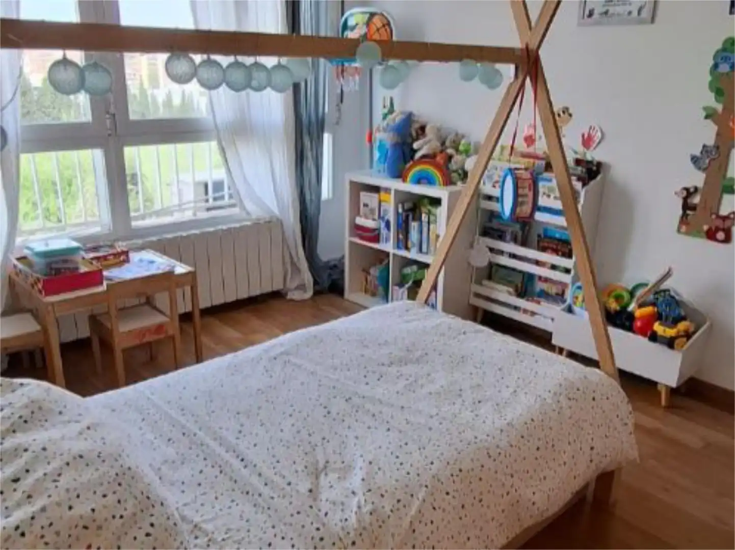 Wohnung zum Verkauf in Calle Santa Bárbara, 18, Centro - Sagrario Schlafzimmer von Wohnung zum Verkauf in Granada Capital mit Klimaanlage