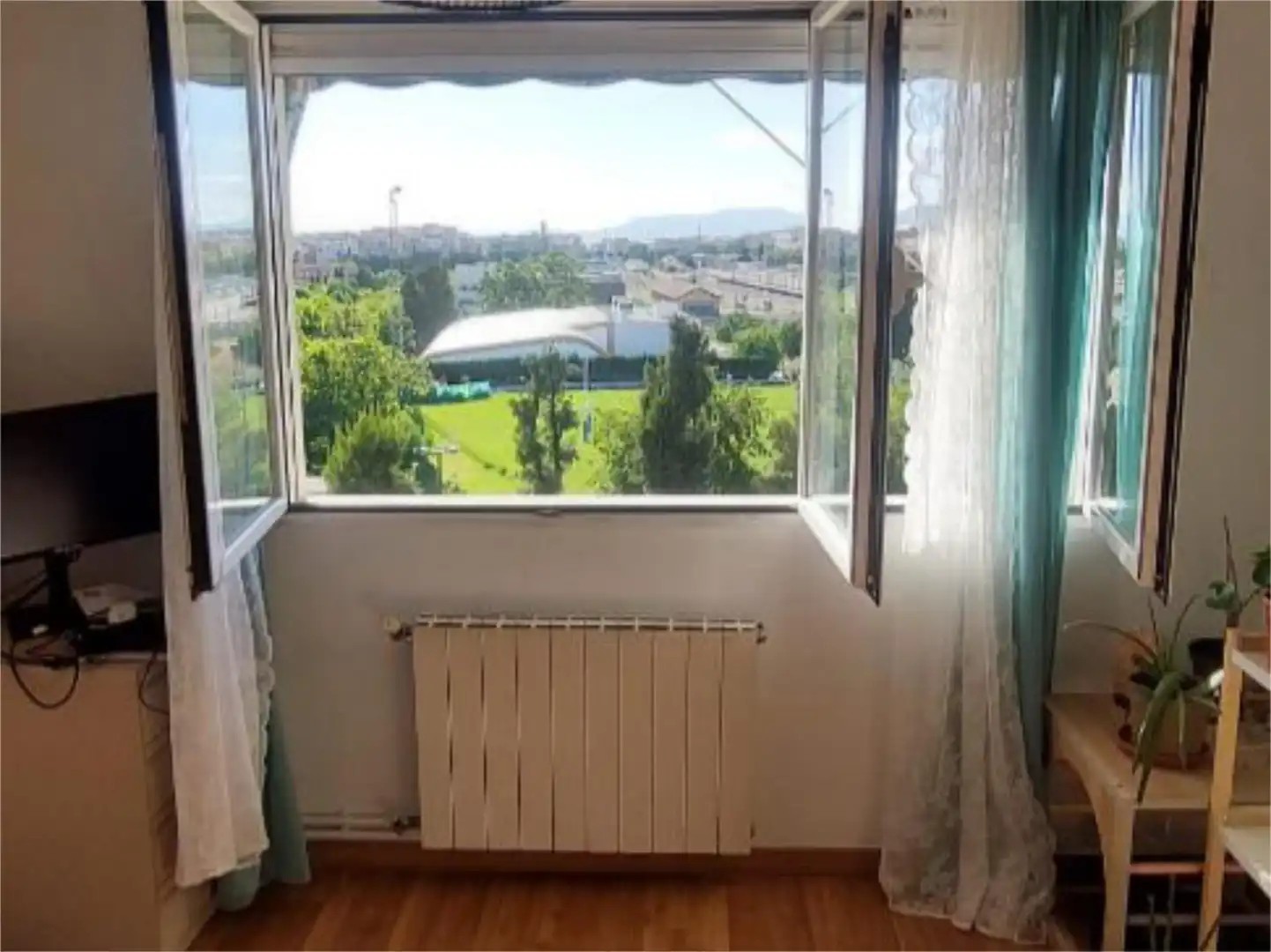 Wohnung zum Verkauf in Calle Santa Bárbara, 18, Centro - Sagrario Schlafzimmer von Wohnung zum Verkauf in Granada Capital mit Klimaanlage