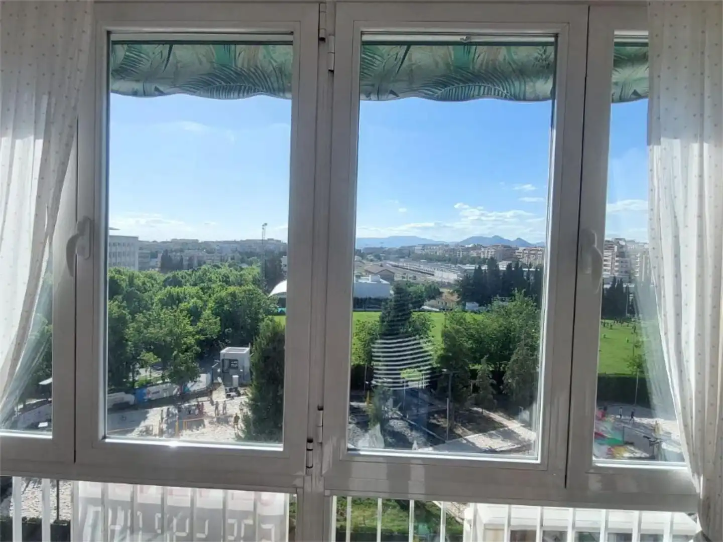 Wohnung zum Verkauf in Calle Santa Bárbara, 18, Centro - Sagrario Außenansicht von Wohnung zum Verkauf in Granada Capital mit Klimaanlage