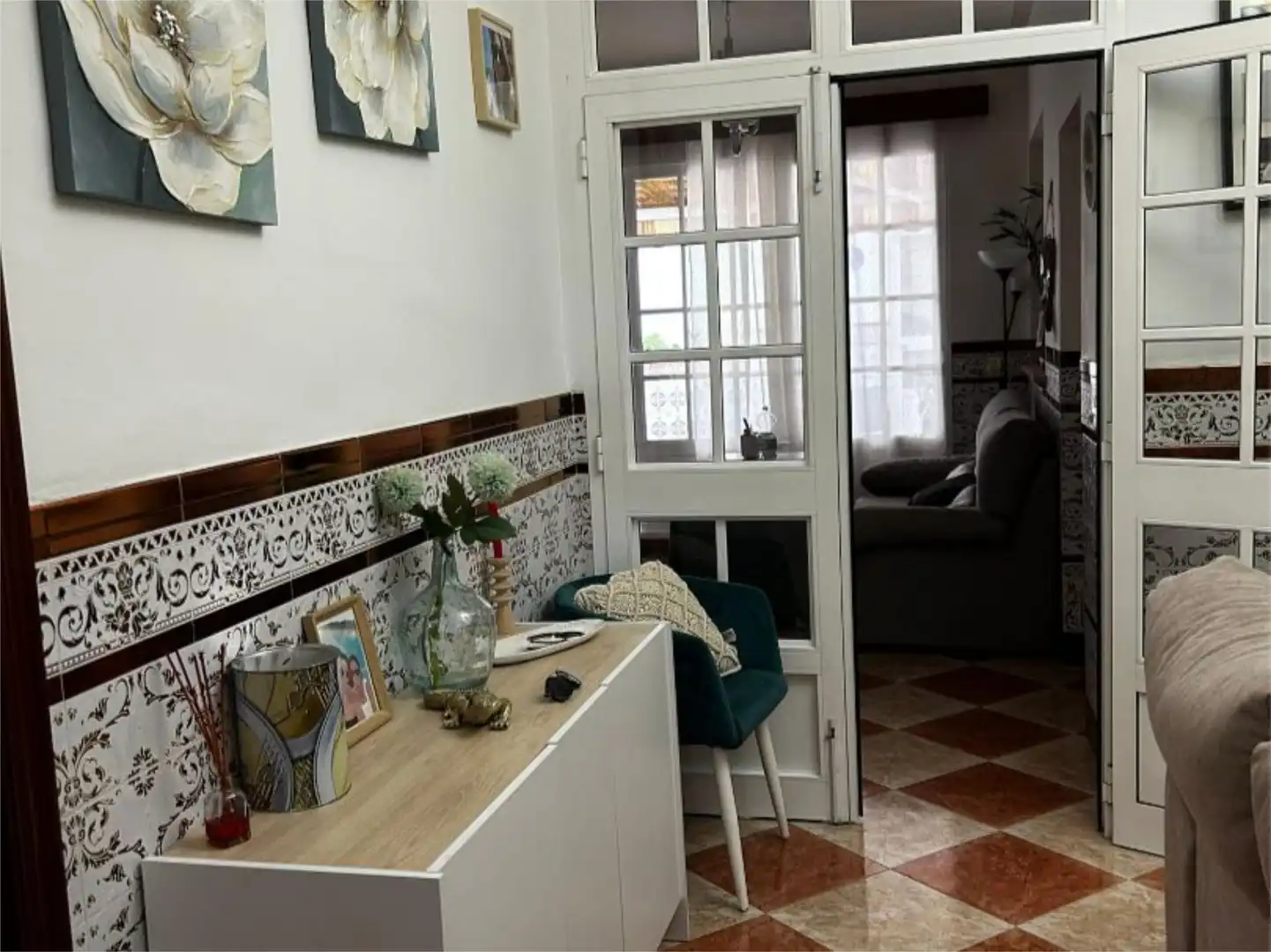 Ground floor for sale in Cuevas Bajas  with Terrace
