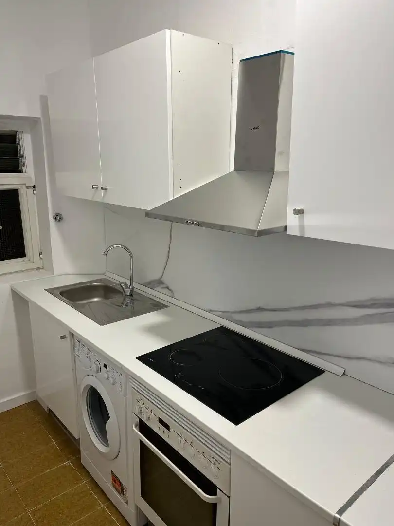 Habitació a Calle Doña Perfecta, 34, Schamann - Rehoyas