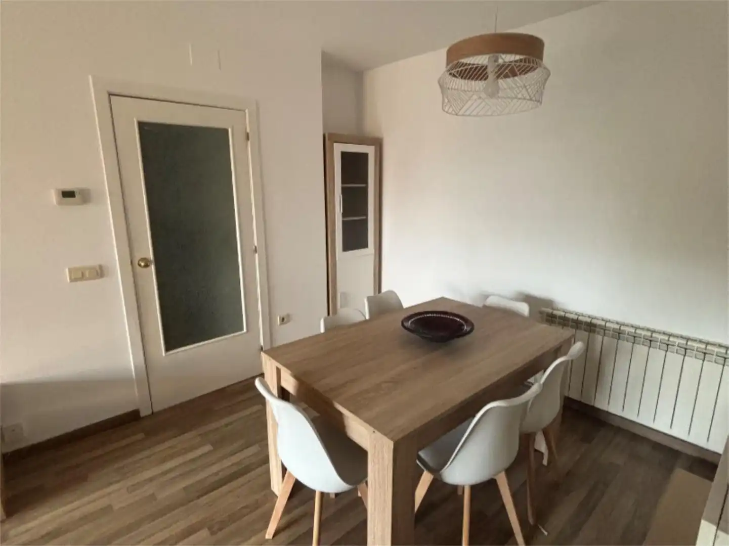 Esszimmer von Erdgeschoss zur Miete in Sant Pol de Mar mit Klimaanlage, Heizung und Privatgarten