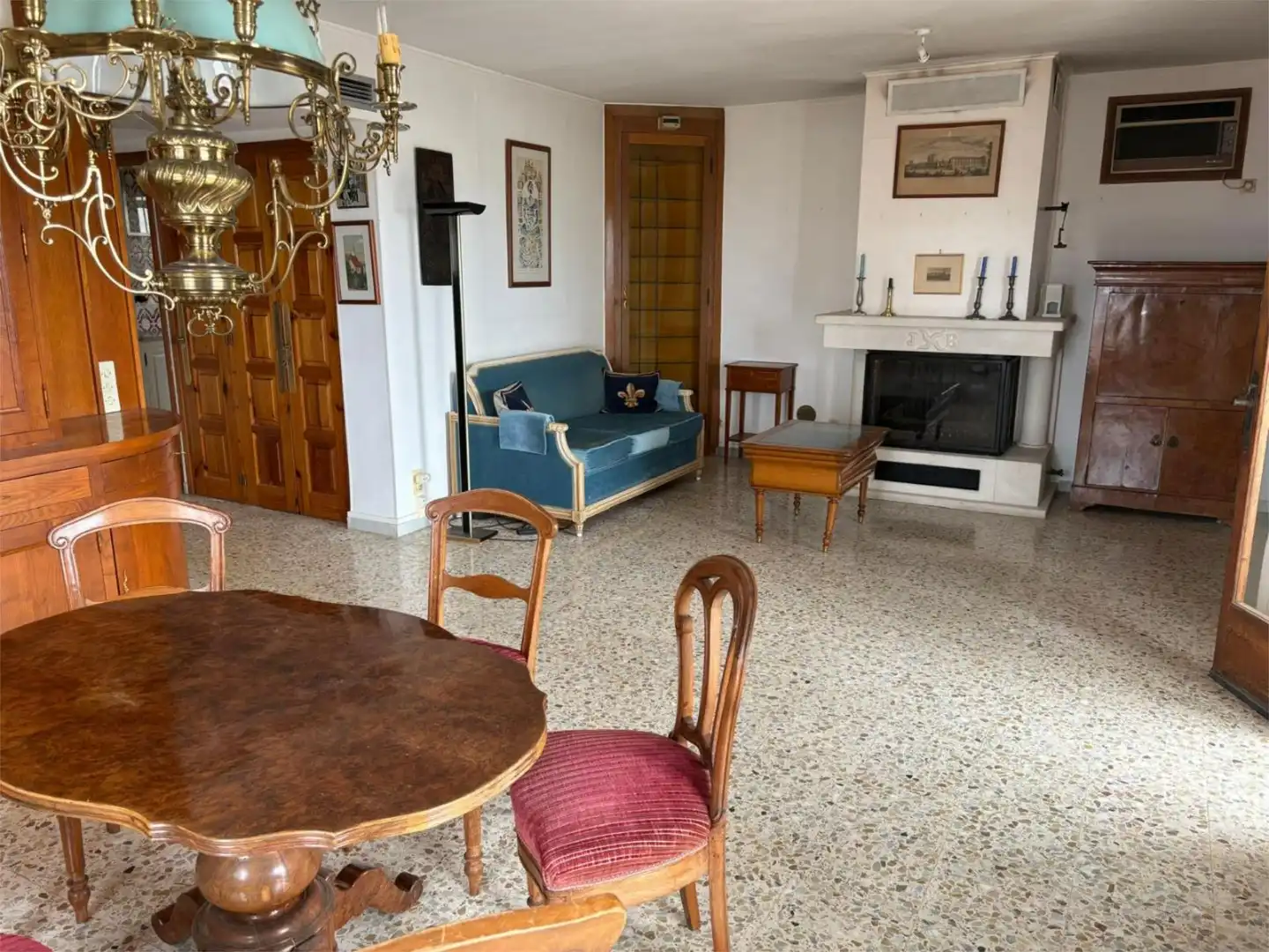 Piso en venta en Carrer Mediterrània, 17, L'Estartit Poble Sala de estar de Piso en venta en L'Estartit con Aire acondicionado, Terraza y Balcón