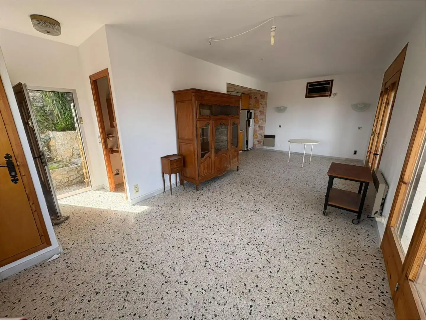 Piso en venta en Carrer Mediterrània, 17, L'Estartit Poble Sala de estar de Piso en venta en L'Estartit con Aire acondicionado, Terraza y Balcón