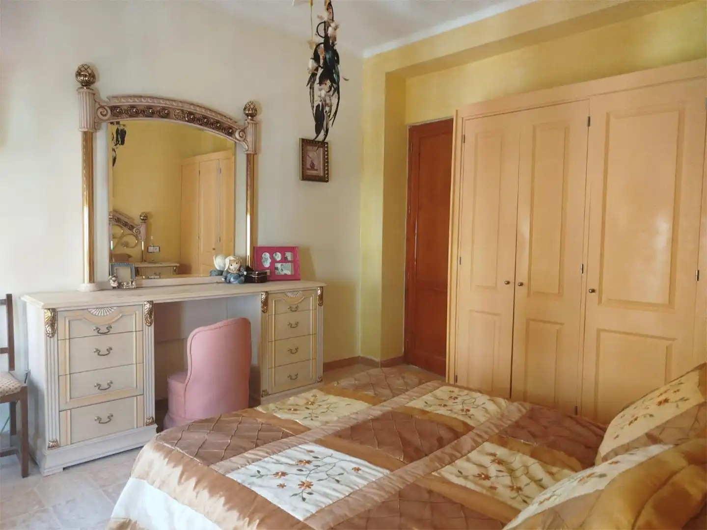 Bedroom of Detached homes for sale in Almargen  with Oven and Balcony