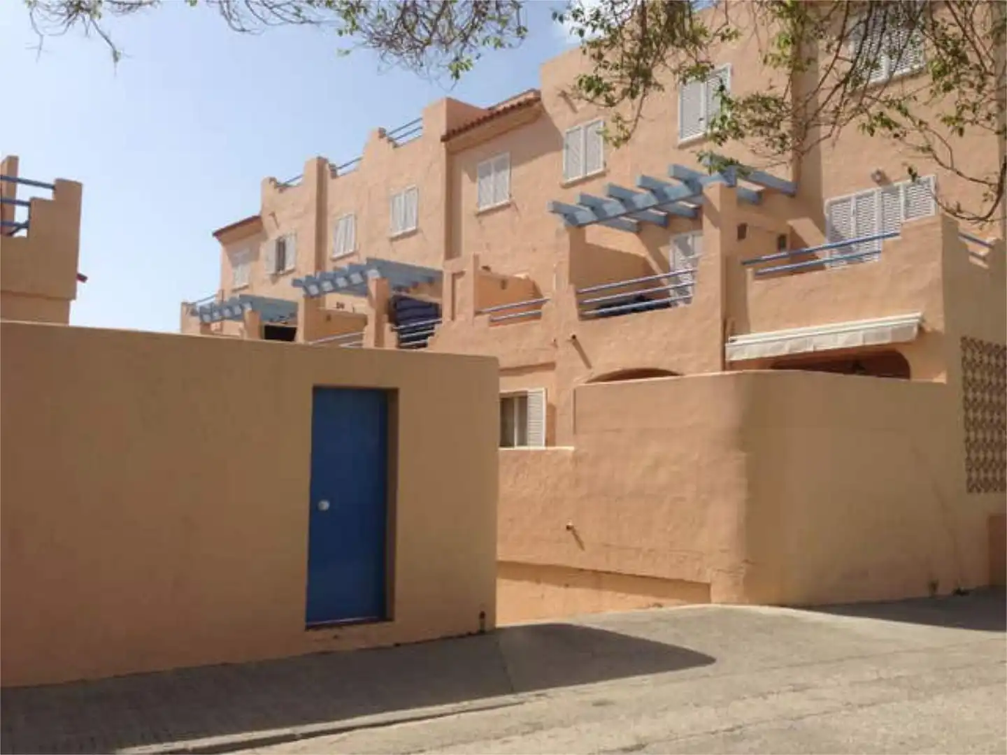 Außenansicht von Garage zur Miete in Tarifa