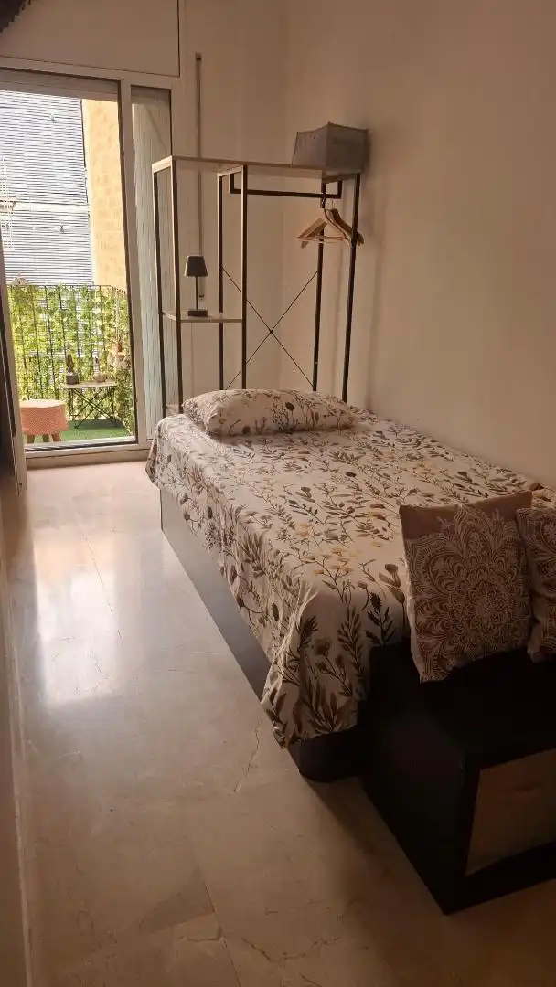 Habitación en Carrer del Vallespir, 170, Barri de les Corts