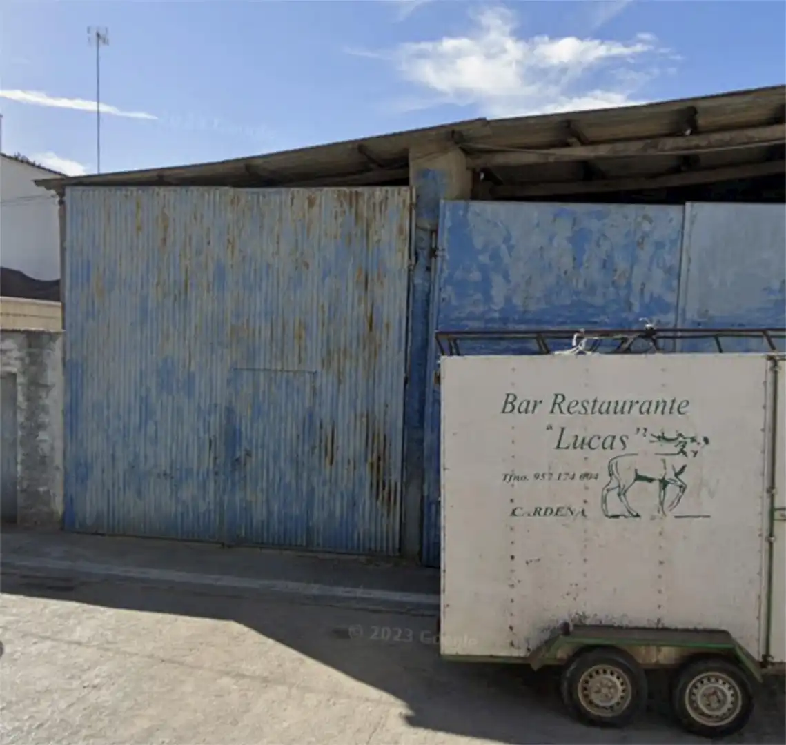 Garage zum Verkauf in Cardeña
