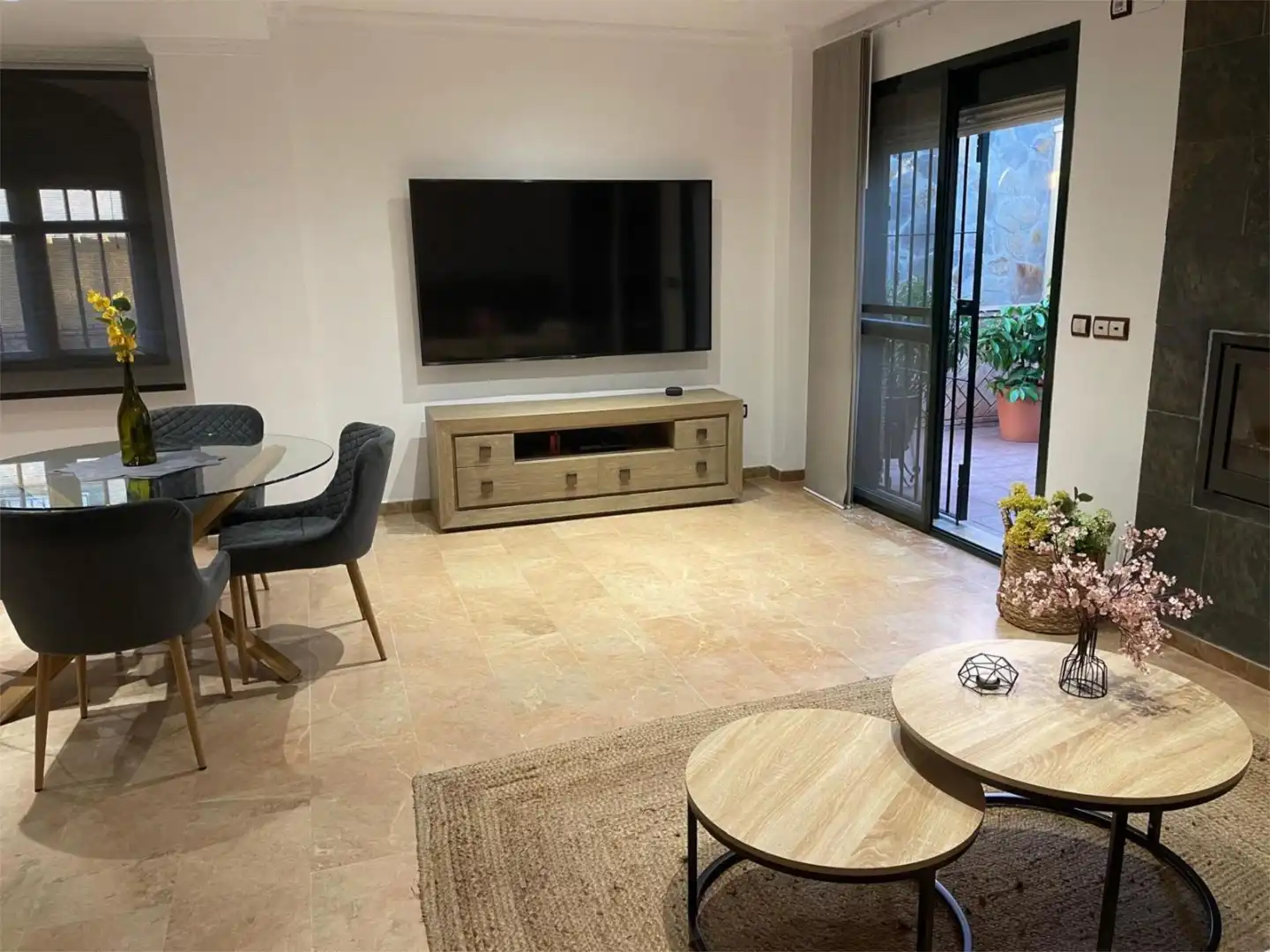 Casa o chalet en venta en Pasaje Honorio, 21, Avenida de Europa Sala de estar de Casa o chalet en venta en Montequinto con Aire acondicionado y Terraza