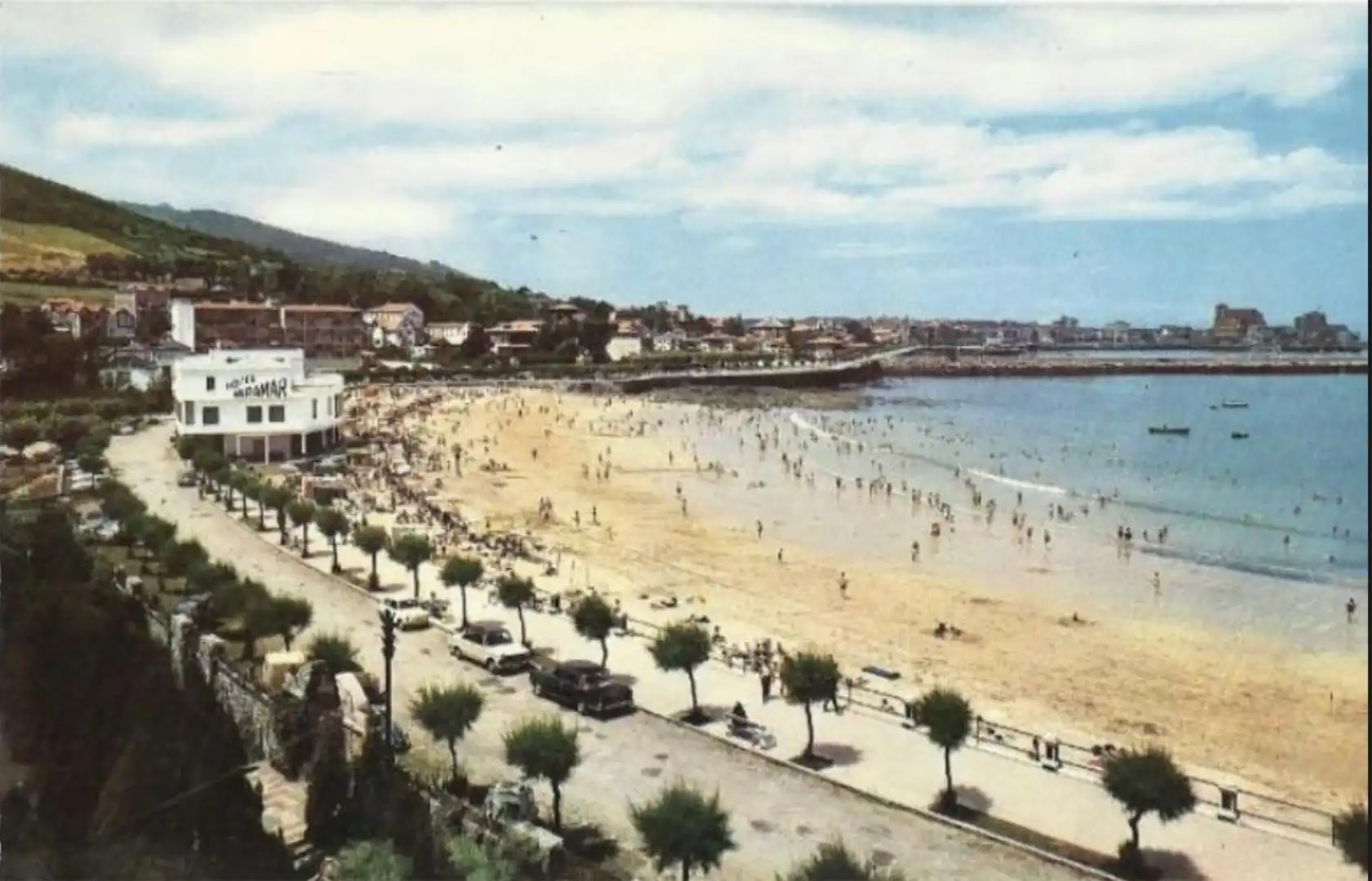 Pis en venda a Calle de Aranzal, 2, Centro Vista exterior de Pis en venda en Castro-Urdiales amb Terrassa i Balcó