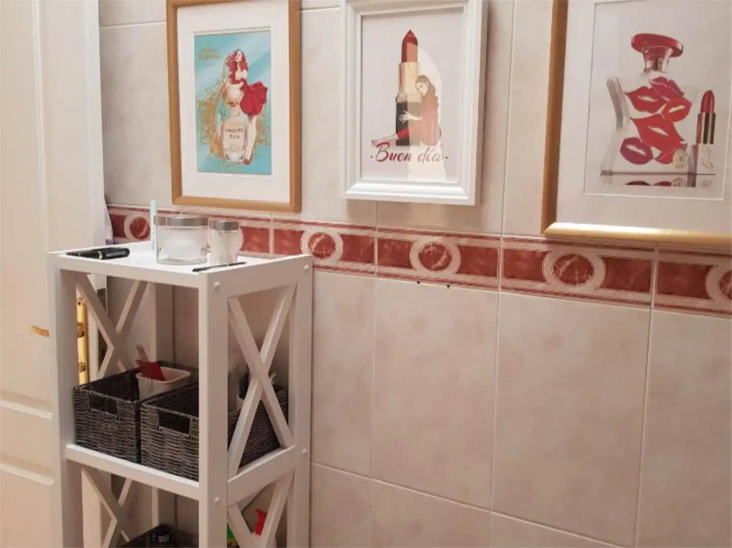 Detached homes for sale in Calle Aragon, 8, Torviscas Centro y Alto Bathroom of Detached homes for sale in Adeje with Air Conditioner, Terrace and Balcony