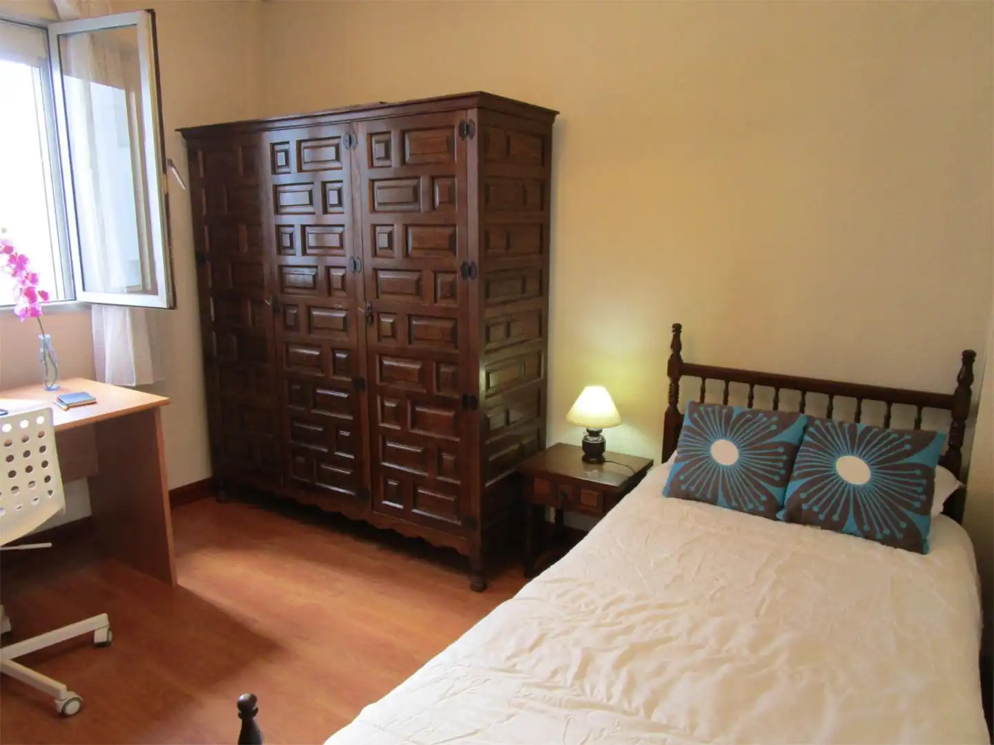 Wohnung zur Miete in Calle de Esteban García Chico, 4, San Pablo - San Nicolás Wohnung zur Miete in Calle de Esteban García Chico, 4, San Pablo - San Nicolás