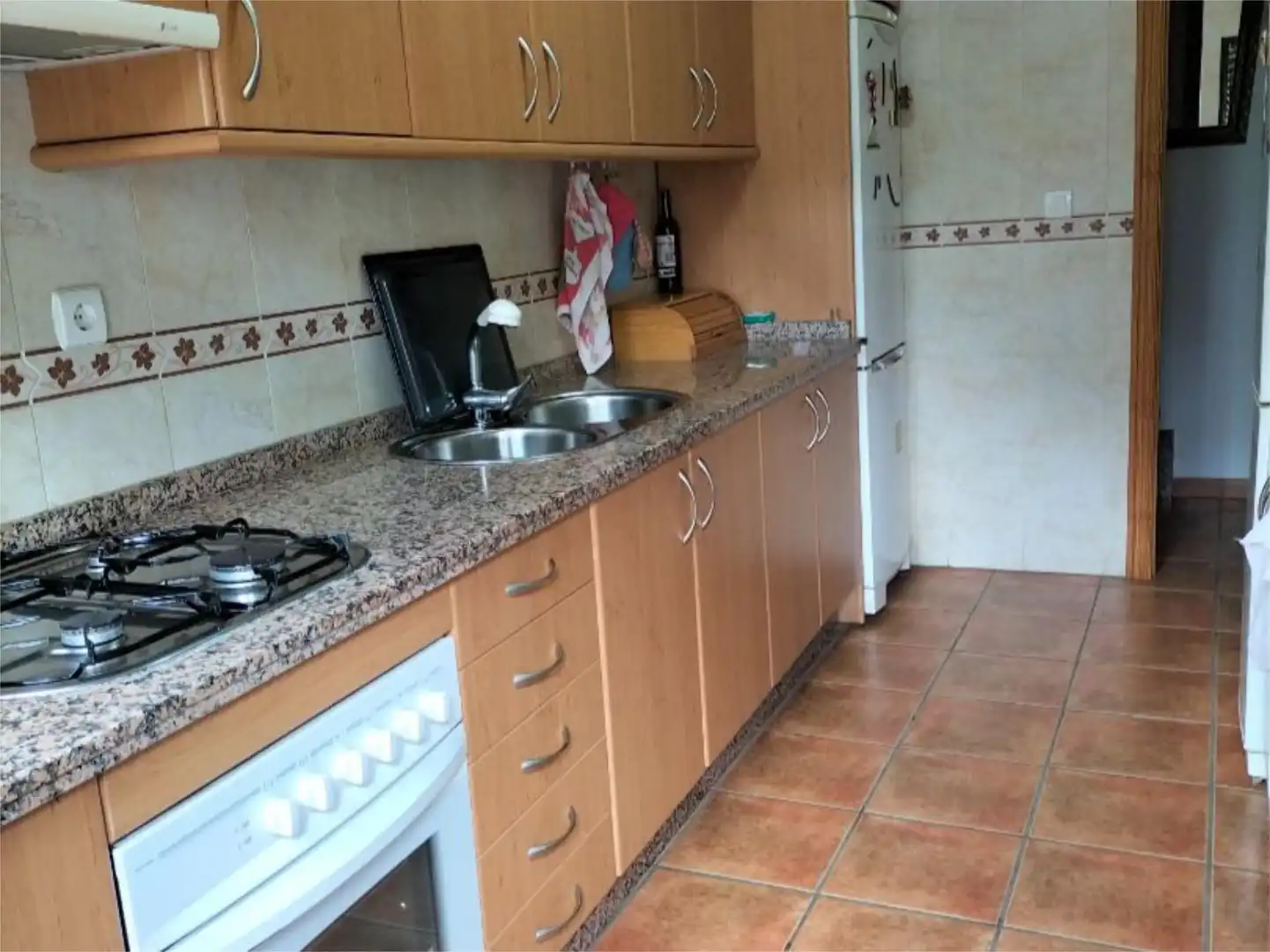 Küche von Wohnung zum Verkauf in Pedroso de Acim mit Klimaanlage und Heizung