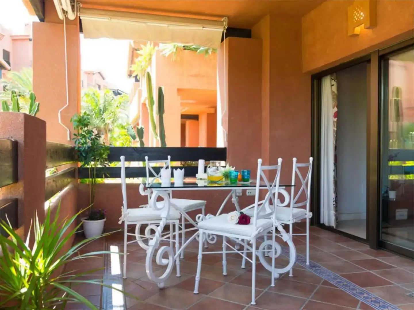 Flat for rent in Calle Rector Federico Mayor Zaragoza, 25, Playa de Granada Terrace of Flat for rent in Motril with Air Conditioner, Heating and Private garden