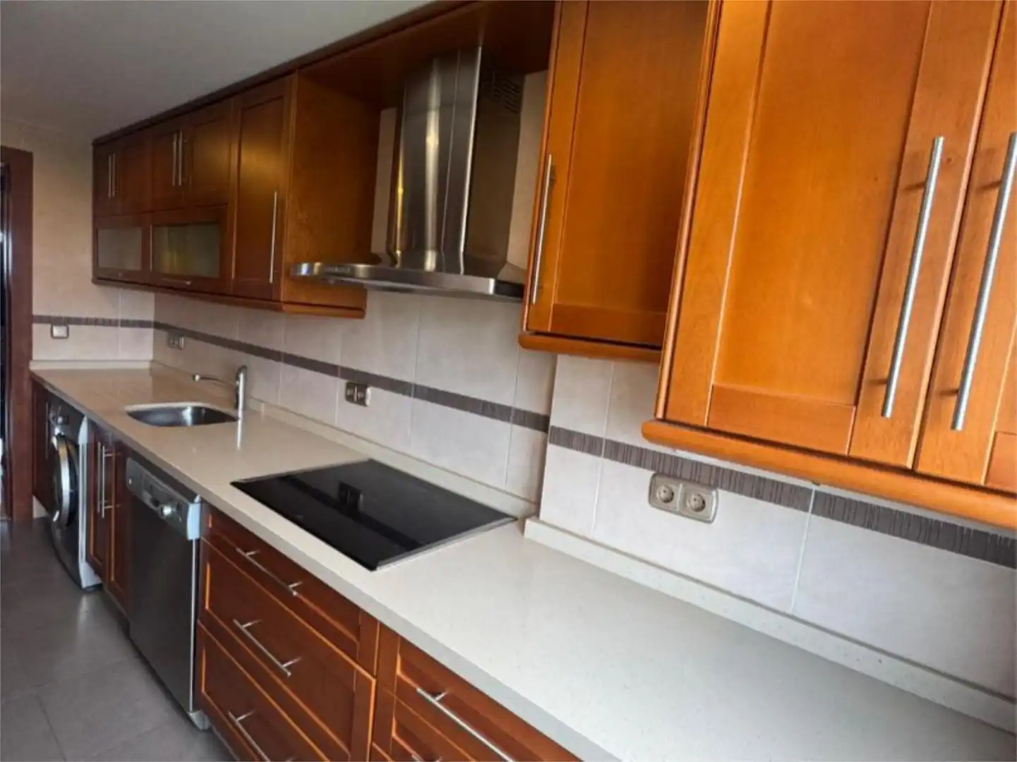 Piso en venta en Avenida de Holanda, 17, Playa de San Juan Cocina de Piso en venta en Alicante / Alacant con Piscina