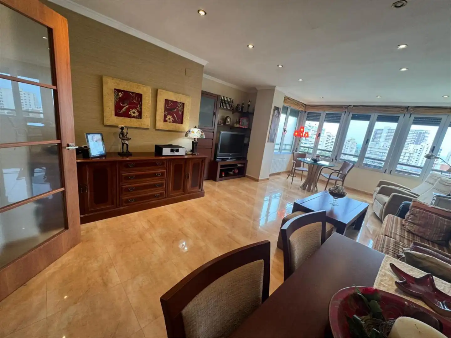 Piso en venta en Avenida de Holanda, 17, Playa de San Juan Sala de estar de Piso en venta en Alicante / Alacant con Piscina