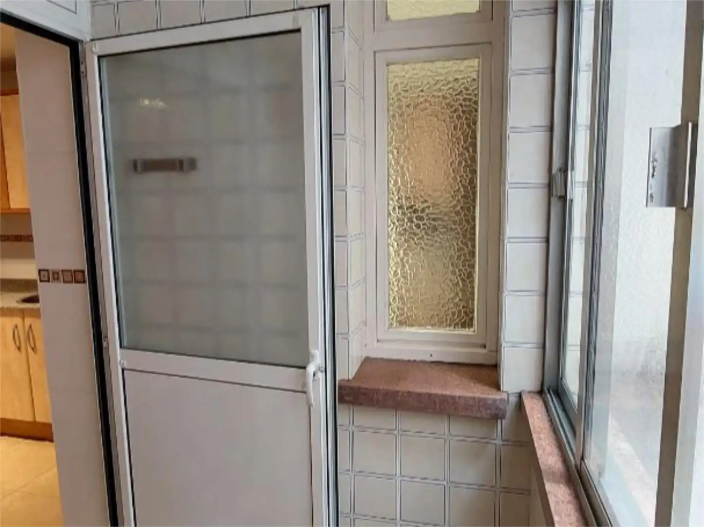Pis en venda a Avenida de Galicia, 87, El Natahoyo Terrassa de Pis en venda en Gijón amb Calefacció, Parquet i Terrassa