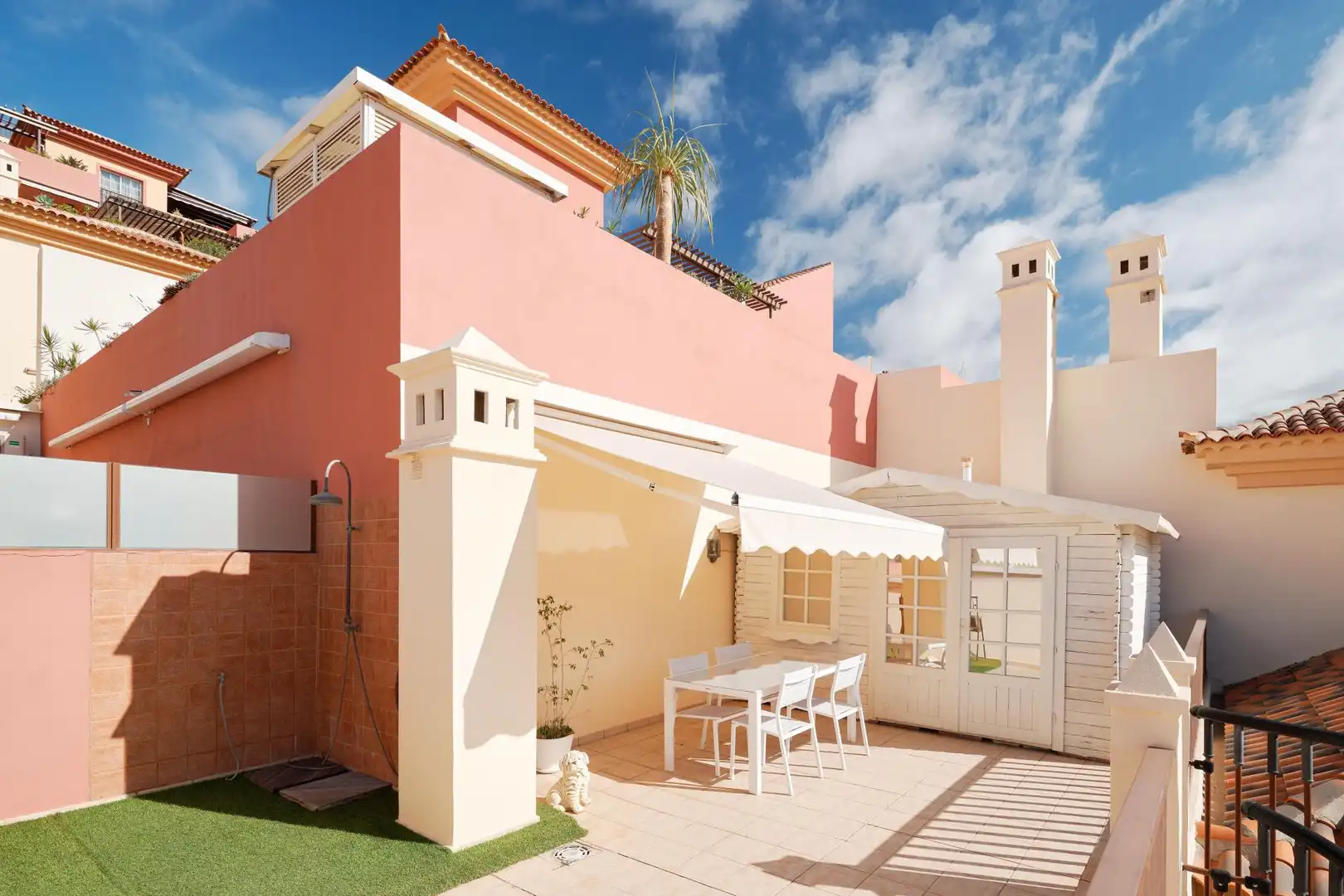 Wohnung zum Verkauf in Calle Helsinki, 16, Playa del Duque Terrasse von Wohnung zum Verkauf in Adeje mit Terrasse, Schwimmbad und Möbliert