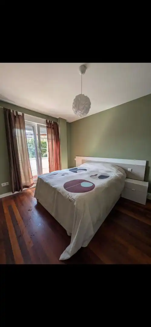 Einfamilien-Reihenhaus zum Verkauf in N-611, 20, Los Corrales de Buelna Schlafzimmer von Einfamilien-Reihenhaus zum Verkauf in Los Corrales de Buelna mit Terrasse