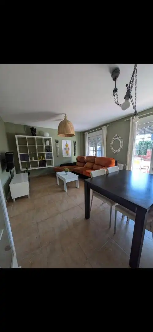 Einfamilien-Reihenhaus zum Verkauf in N-611, 20, Los Corrales de Buelna Wohnzimmer von Einfamilien-Reihenhaus zum Verkauf in Los Corrales de Buelna mit Terrasse