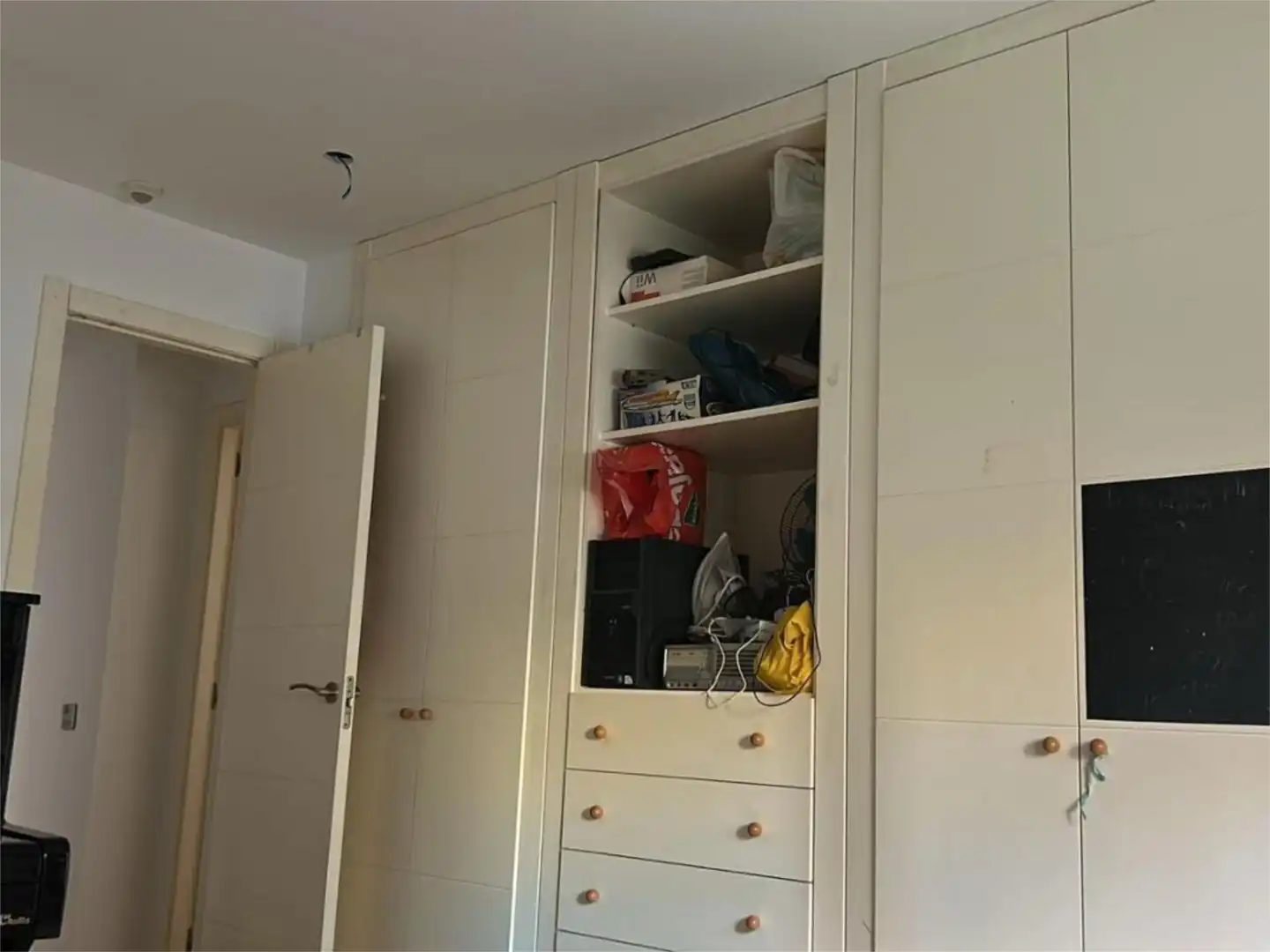 Dormitori de Pis de lloguer en Valencia amb Calefacció, Parquet i Terrassa