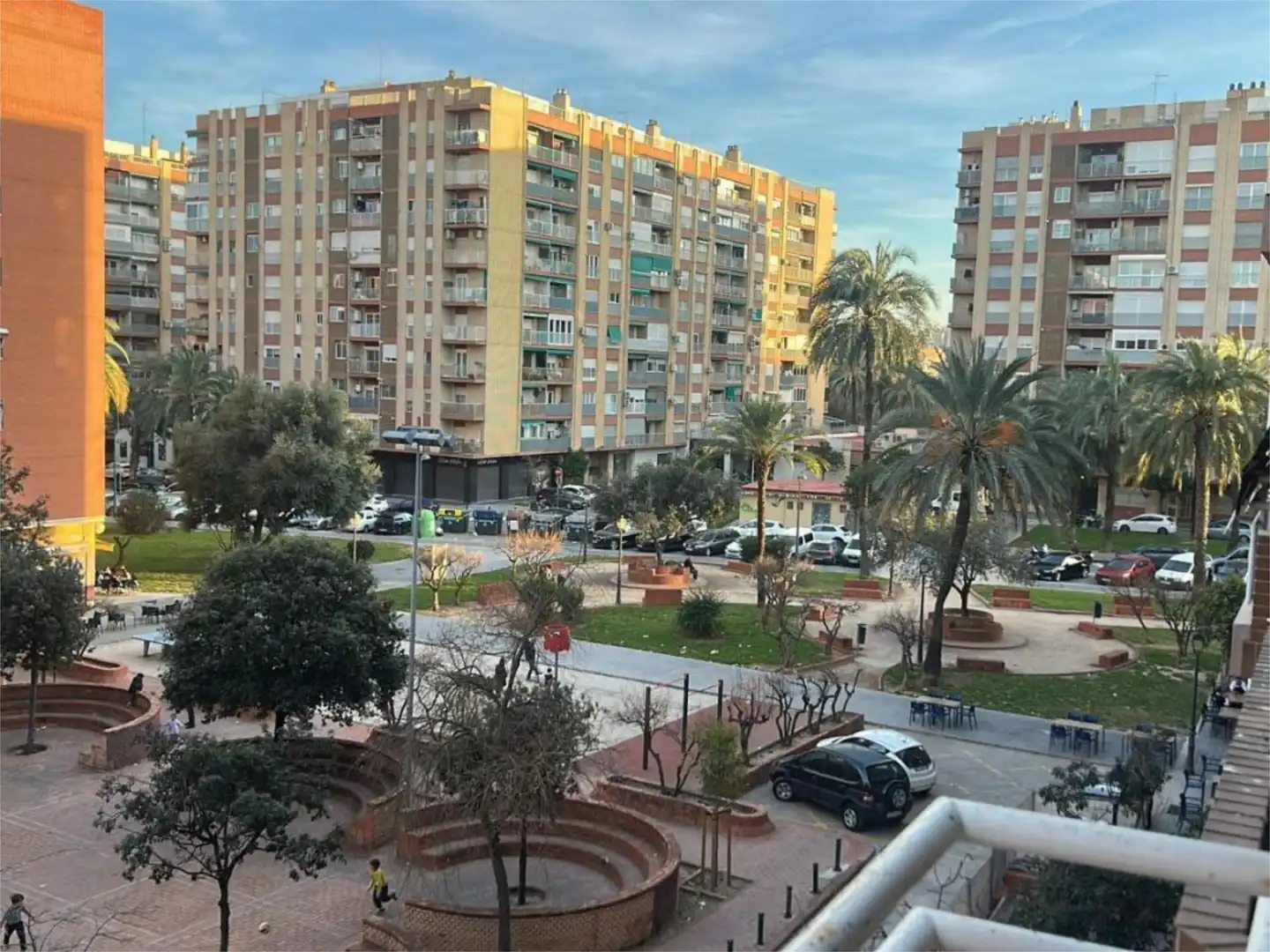 Vista exterior de Pis de lloguer en Valencia amb Calefacció, Parquet i Terrassa