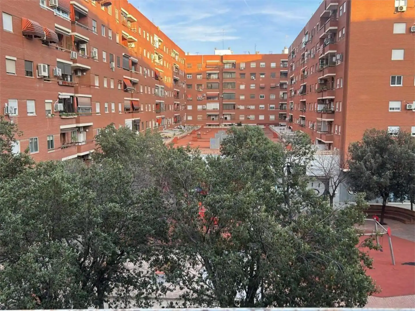Vista exterior de Pis de lloguer en Valencia amb Calefacció, Parquet i Terrassa