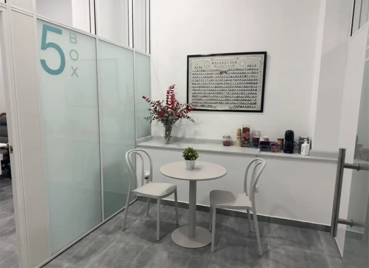 Dining room of Office for rent in Valencia
