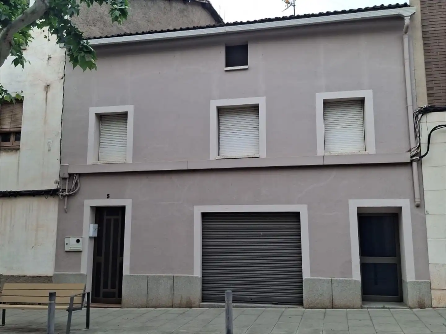 Einfamilien-Reihenhaus zum Verkauf in Balsareny Außenansicht von Einfamilien-Reihenhaus zum Verkauf in Balsareny mit Terrasse
