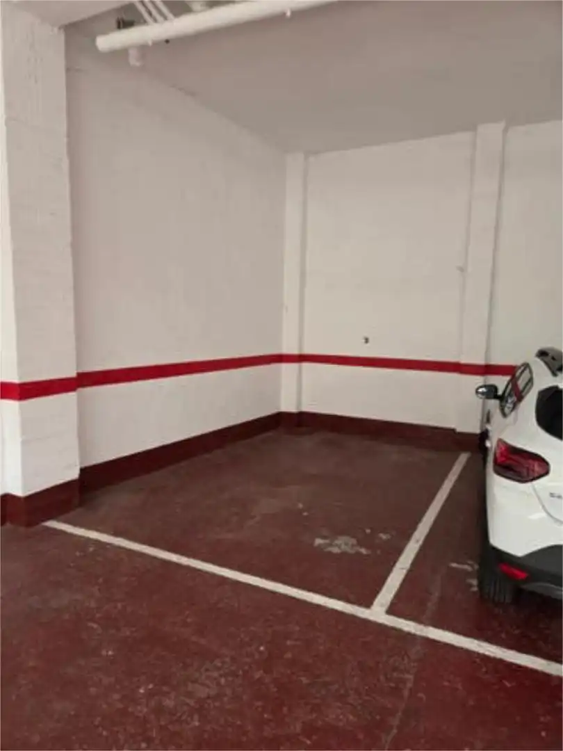 Parking de Garaje de alquiler en  Zaragoza Capital