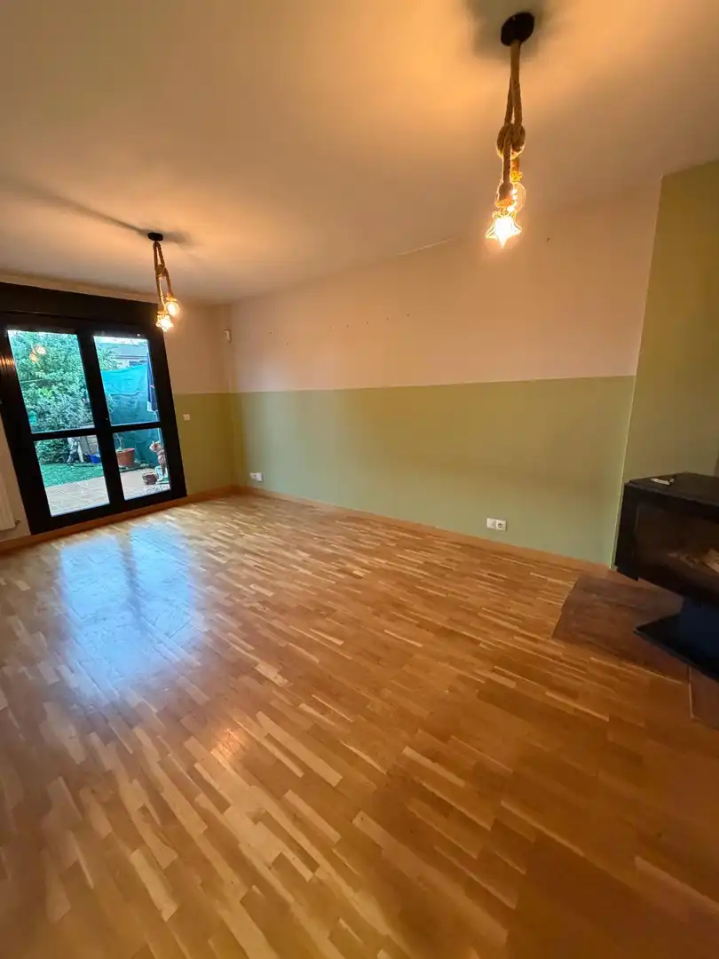 Detached homes for sale in Calle Zabaltzagain, 25, Puente la Reina / Gares Living room of Detached homes for sale in Puente la Reina / Gares with Heating, Private garden and Parquet flooring