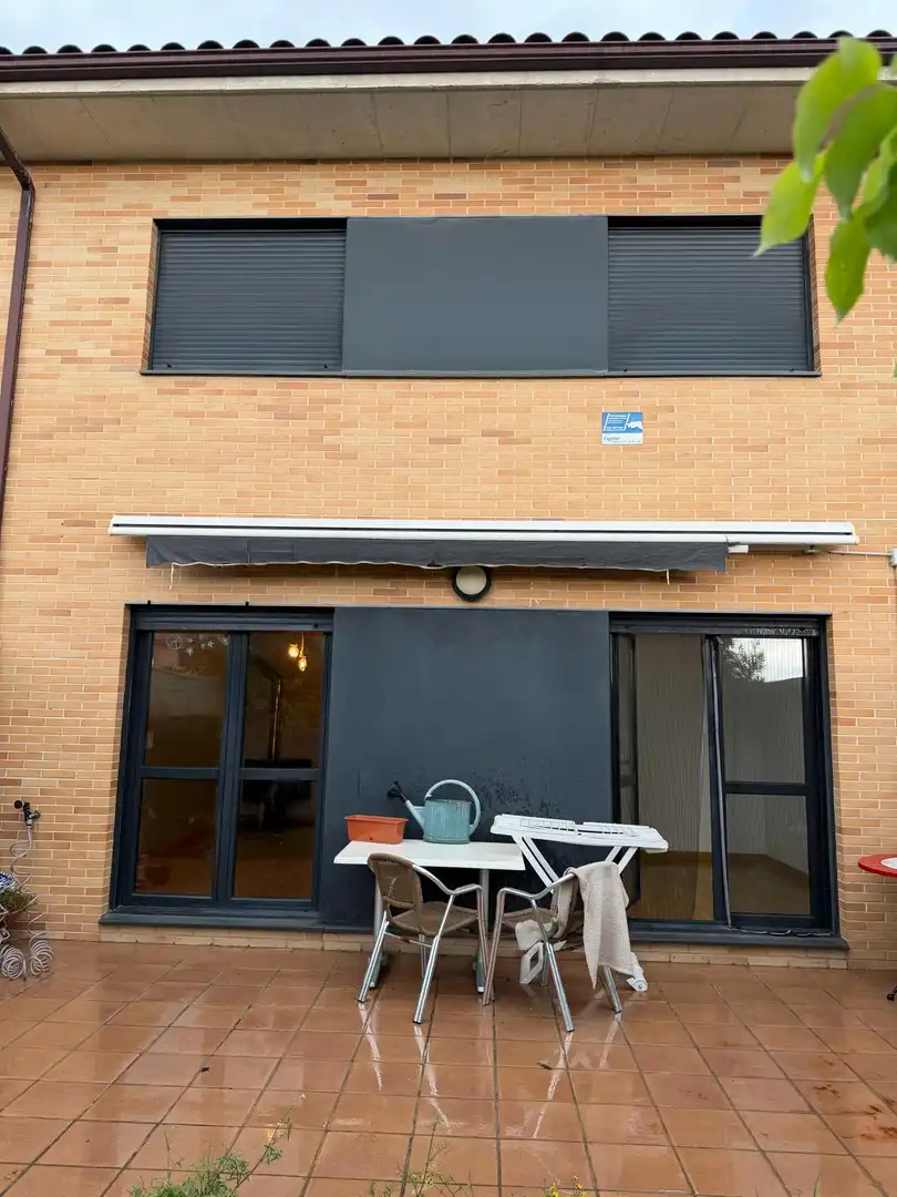 Detached homes for sale in Calle Zabaltzagain, 25, Puente la Reina / Gares Balcony of Detached homes for sale in Puente la Reina / Gares with Heating, Private garden and Parquet flooring