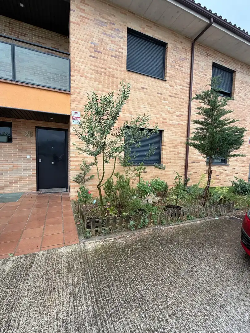 Detached homes for sale in Calle Zabaltzagain, 25, Puente la Reina / Gares Exterior view of Detached homes for sale in Puente la Reina / Gares with Heating, Private garden and Parquet flooring