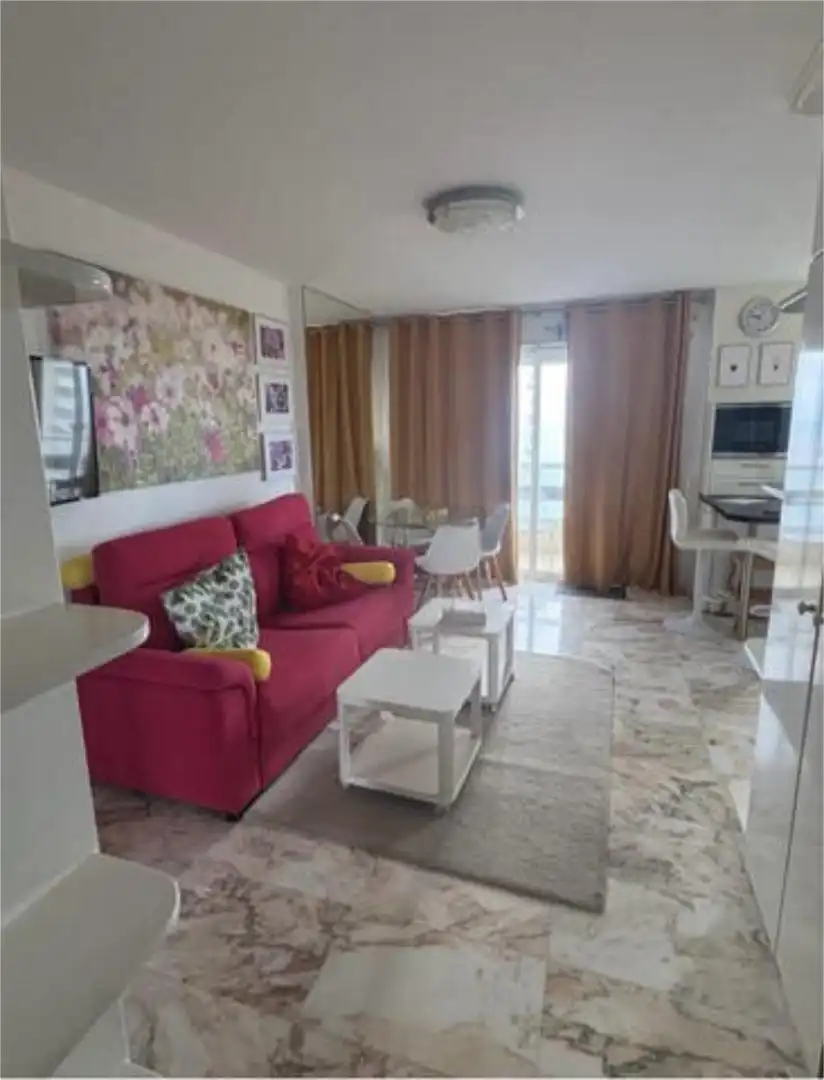 Apartamento de alquiler en El Durazno Sala de estar de Apartamento de alquiler en La Orotava con Jardín privado, Terraza y Piscina