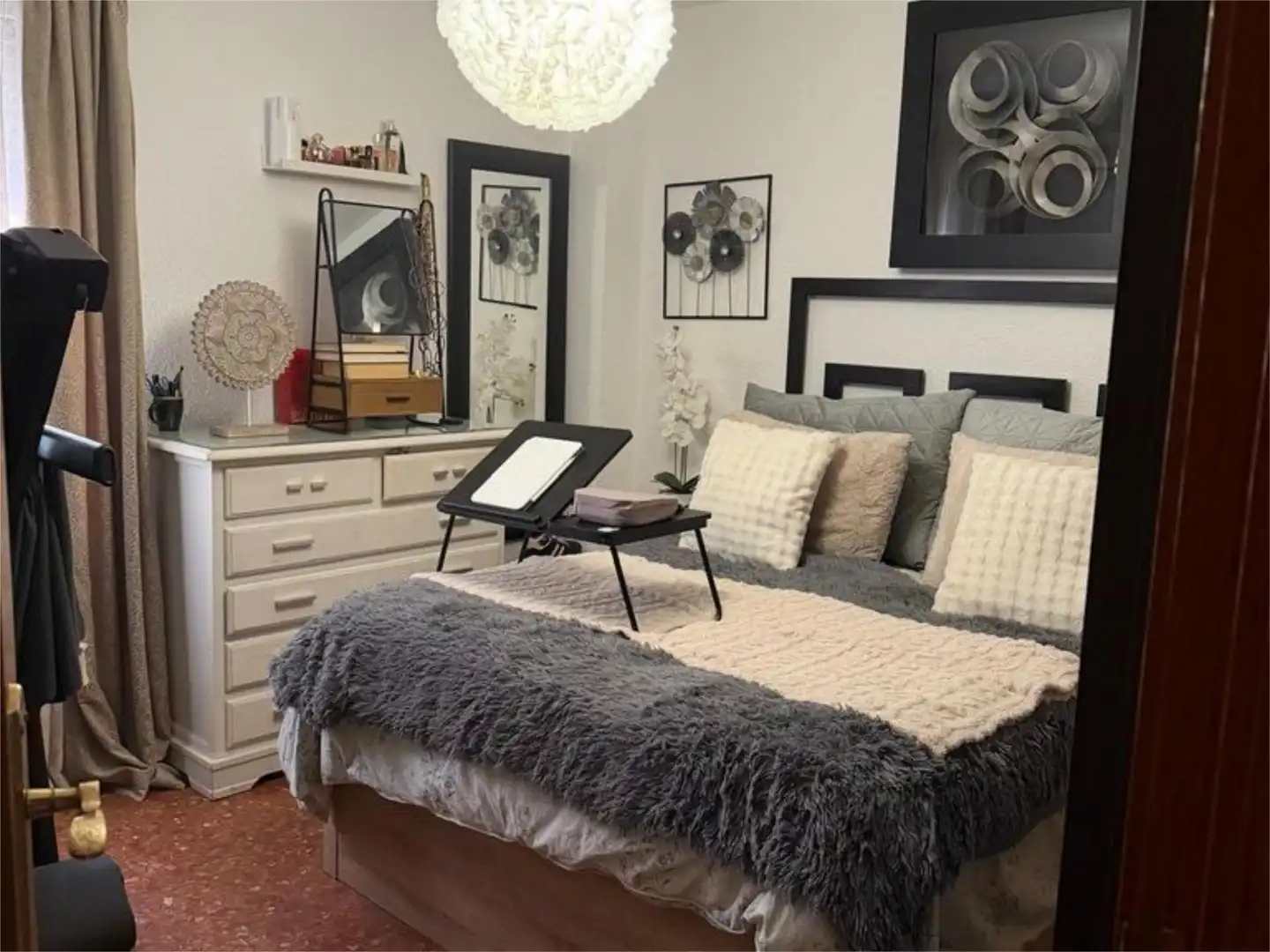 Habitación de Piso en venta en  Córdoba Capital con Aire acondicionado y Balcón