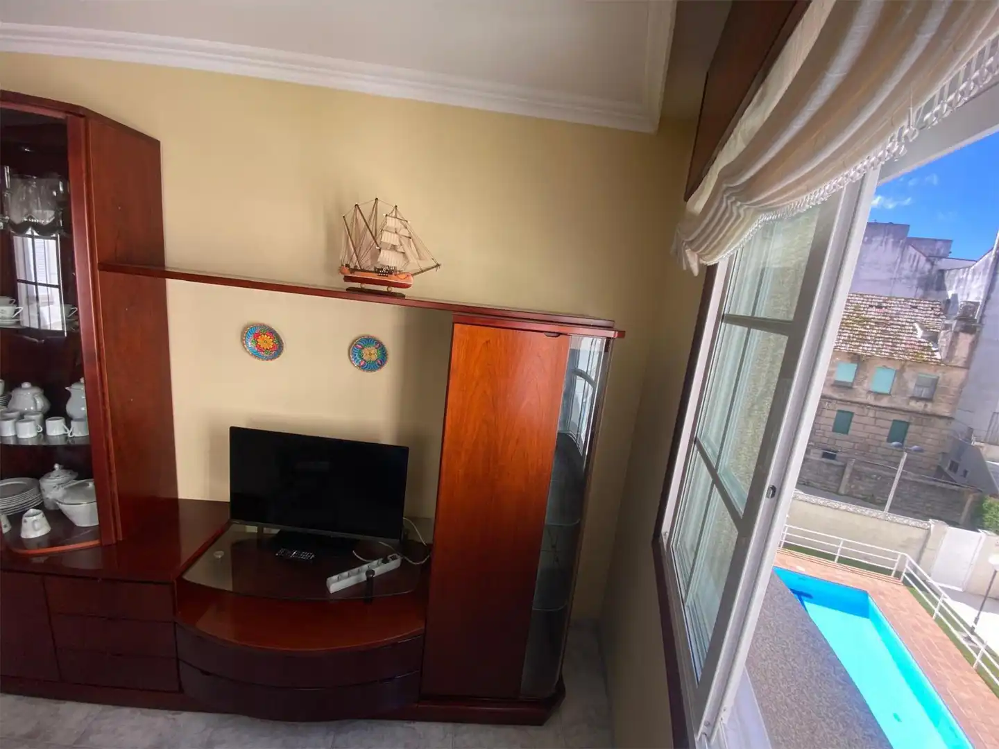 Piso de alquiler en Rúa dos Cesteiros, 7, Sanxenxo pueblo Sala de estar de Piso de alquiler en Sanxenxo con Calefacción, Jardín privado y Terraza