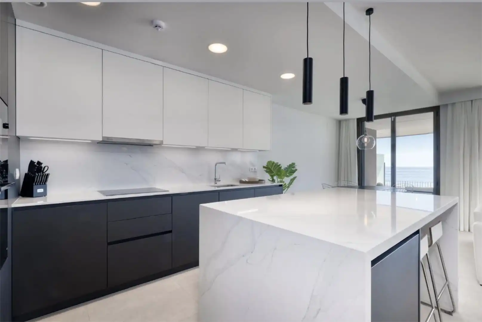 Apartament de lloguer a Urbanizacion Camarate Golf, 8, Casares Cuina de Apartament de lloguer en Casares amb Aire condicionat, Terrassa i Piscina