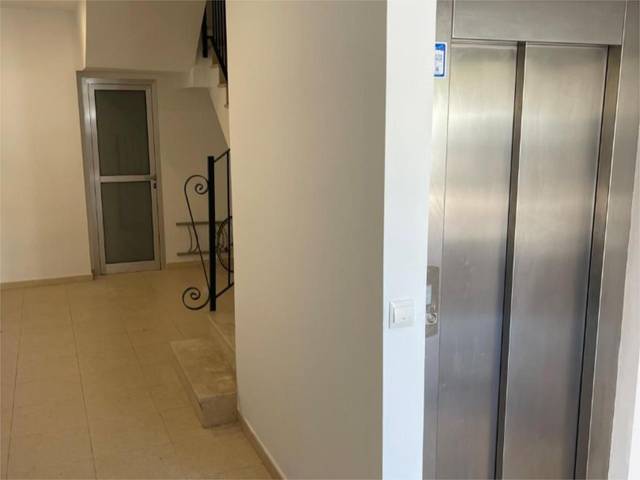 Piso en Venta en Carrer de Sant Pere, 16 en El Cabanyal - El Canyamelar