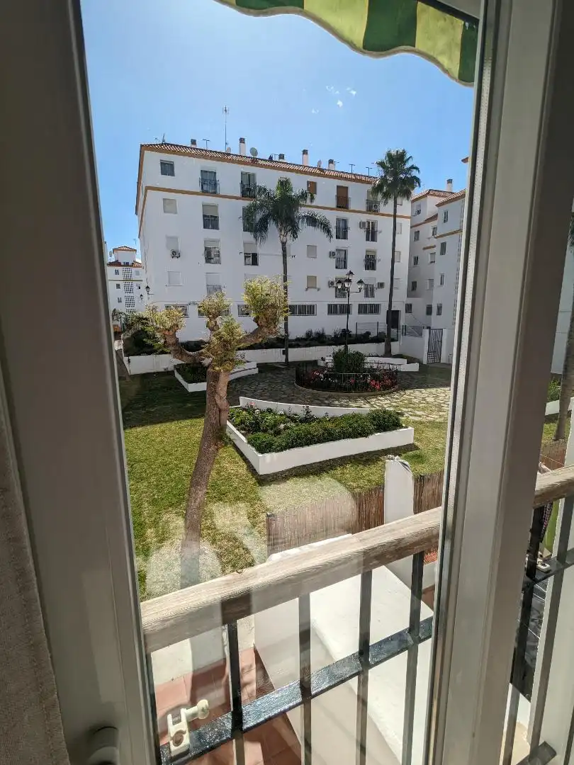 Flat for sale in Calle Luis Buñuel, 15, Huerta Nueva Garden of Flat for sale in Estepona with Private garden, Terrace and Swimming Pool