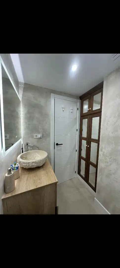 Flat for sale in Calle Luis Buñuel, 15, Huerta Nueva Bathroom of Flat for sale in Estepona with Private garden, Terrace and Swimming Pool